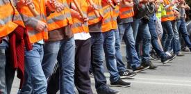 Bursa’dan bir gıda işçisi: İşçi kardeşim her geçen gün mum gibi erimene karşı seni örgütlü mücadeleye davet ediyorum!