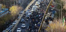 İran halkı ekmek ve hürriyet için ayakta