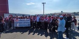 Eker Süt’te işçi kıyımına ve sendika düşmanlığına karşı direniş 