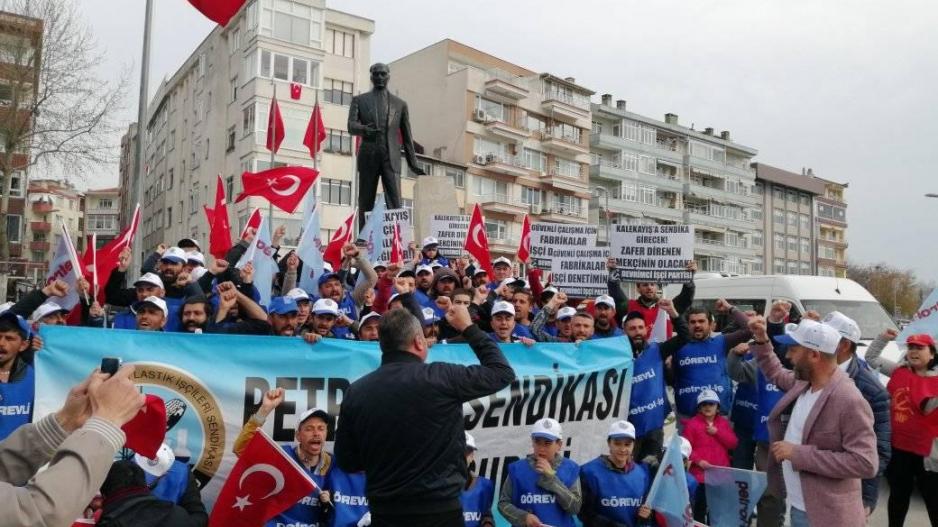 Kale Kayış grevi Silivri Basın Açıklaması Kale Kayış grevi Silivri Basın Açıklaması