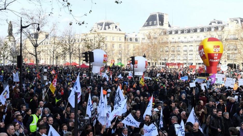 Fransa’da genel grev kritik eşikte