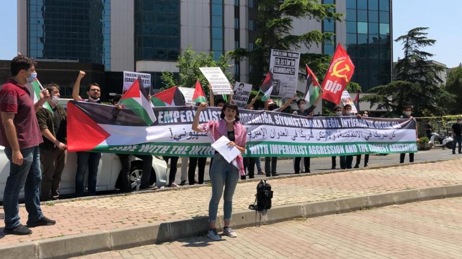 Filistin Dostları İsrail'in ilhak planını İsrail konsolosluğu önünde protesto etti