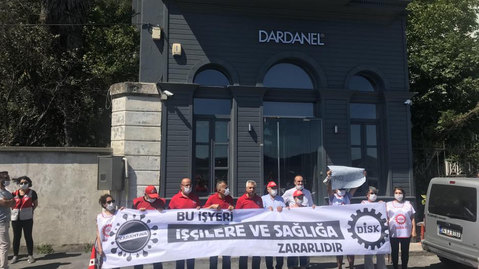DİSK’ten Dardanel’deki kölelik koşullarına karşı basın açıklaması: Köle değil işçiyiz! DİSK’ten Dardanel’deki kölelik koşullarına karşı basın açıklaması: Köle değil işçiyiz!