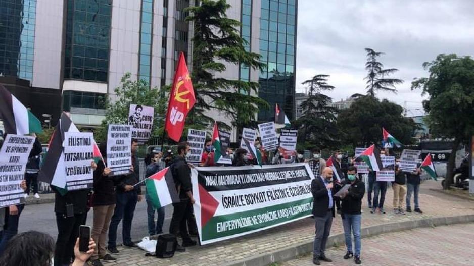 Filistin Dostları’ndan Mavi Marmara katliamının 11. yıldönümünde İsrail Konsolosluğu önünde eylem Filistin Dostları’ndan Mavi Marmara katliamının 11. yıldönümünde İsrail Konsolosluğu önünde eylem