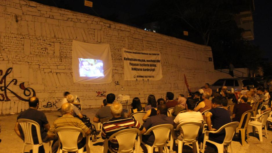 İzmir Altındağ Mahallesi’nde Sivas katliamının 28. yılında anma etkinliği