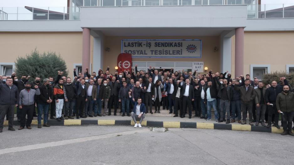 DİSK Kocaeli Bölge Temsilciler Kurulu toplandı: İşçi temsilcileri DİSK’i geleneklerine sahip çıkmaya, mücadele etmeye çağırdı!